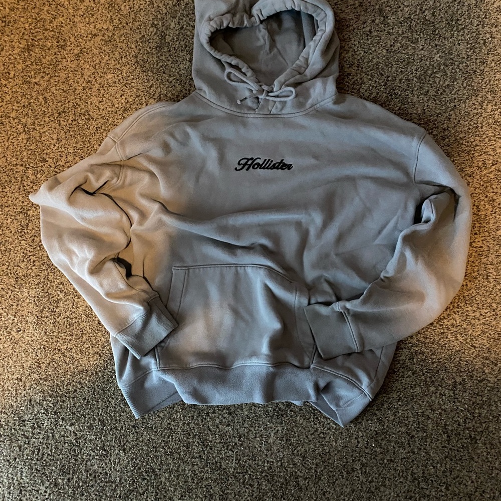 Hollister Men's Grey Hoodie